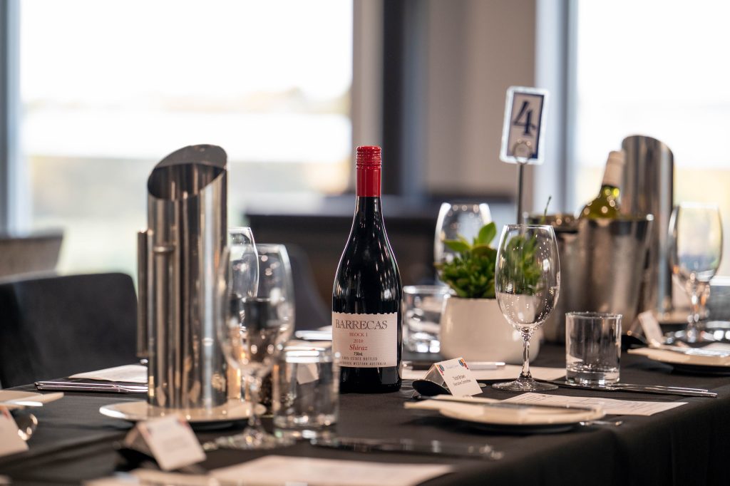 Bunbury-Golf-Club-Function-Table-2.jpg