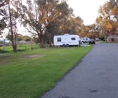 Harvey-Caravan-Park-Caravan-site.jpg