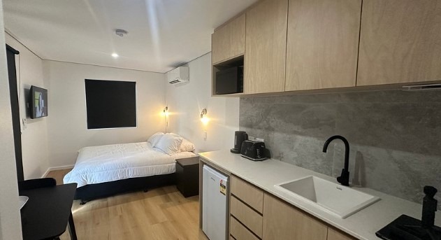 Harvey-Caravan-Park-Studio-Unit.jpg