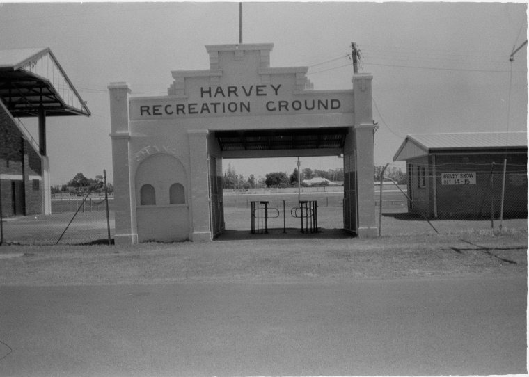 Harvey-Recreation-Ground-entrance-Credit-Russo-Collection-and-slwa_b2908220_1.jpg
