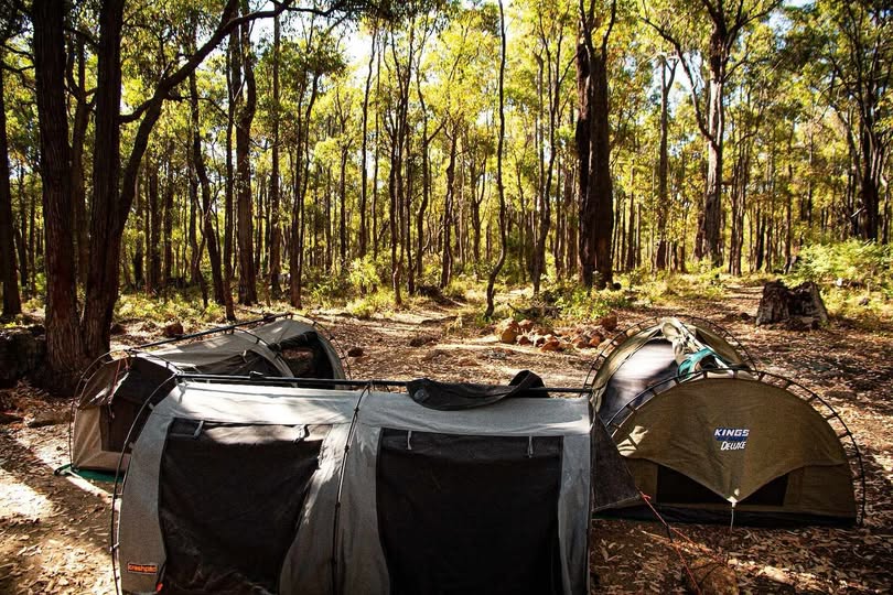 Lake-Brockman-camping-under-the-stars.jpg