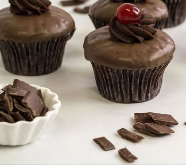Miami-Bakehosue-Mudcakes.jpg