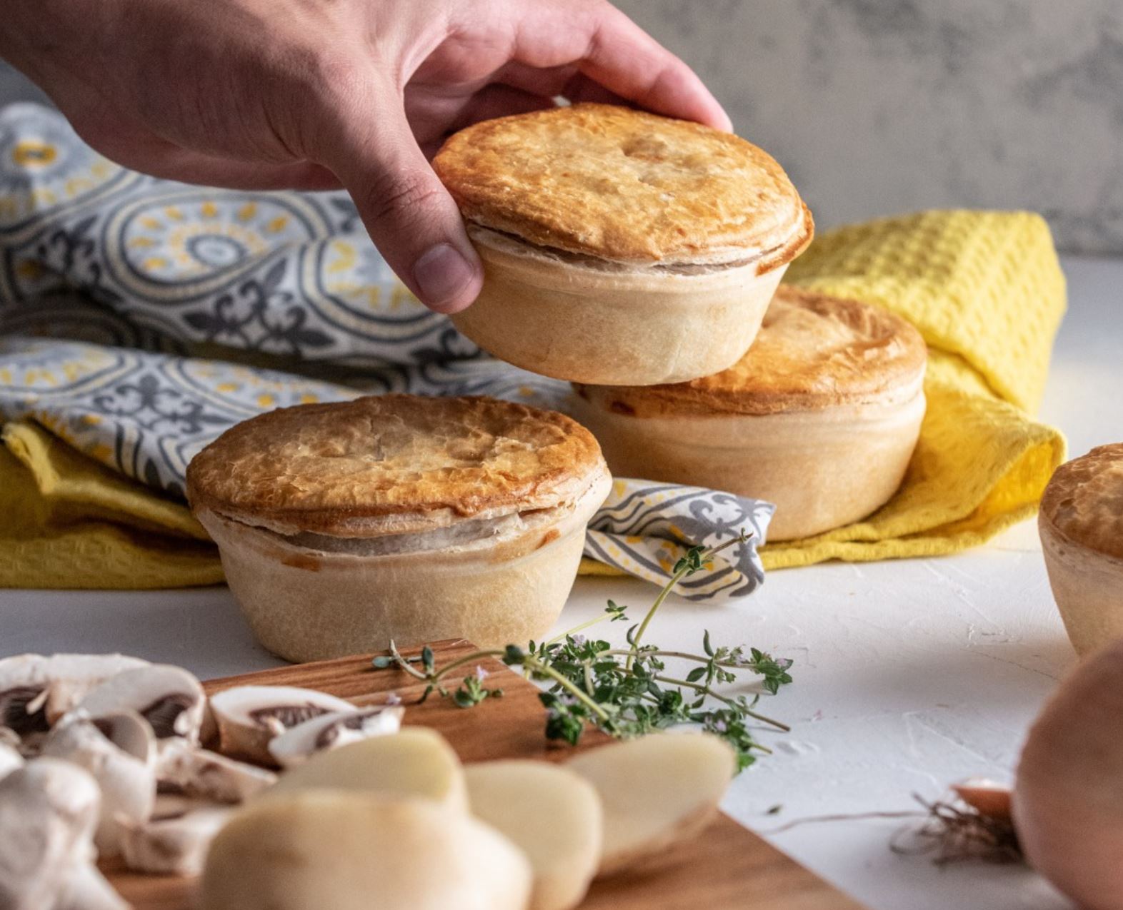 Miami-Bakehosue-pies-2.jpg