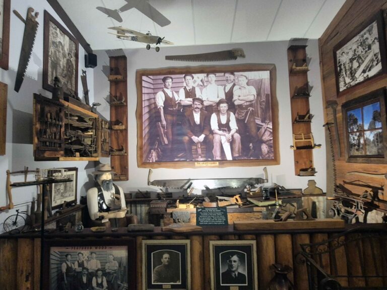 Featured Wood Gallery & Museum Open House