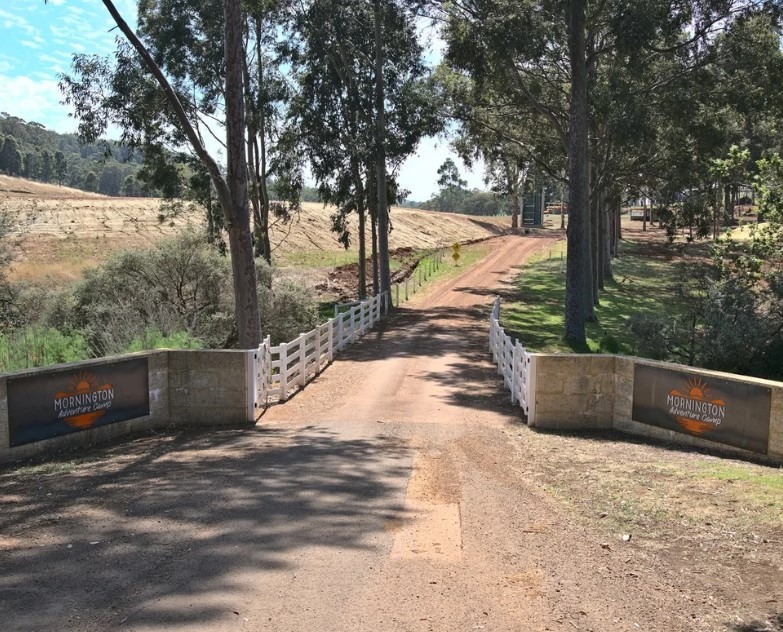 Mornington-Adventure-Camp-Entrance.jpg