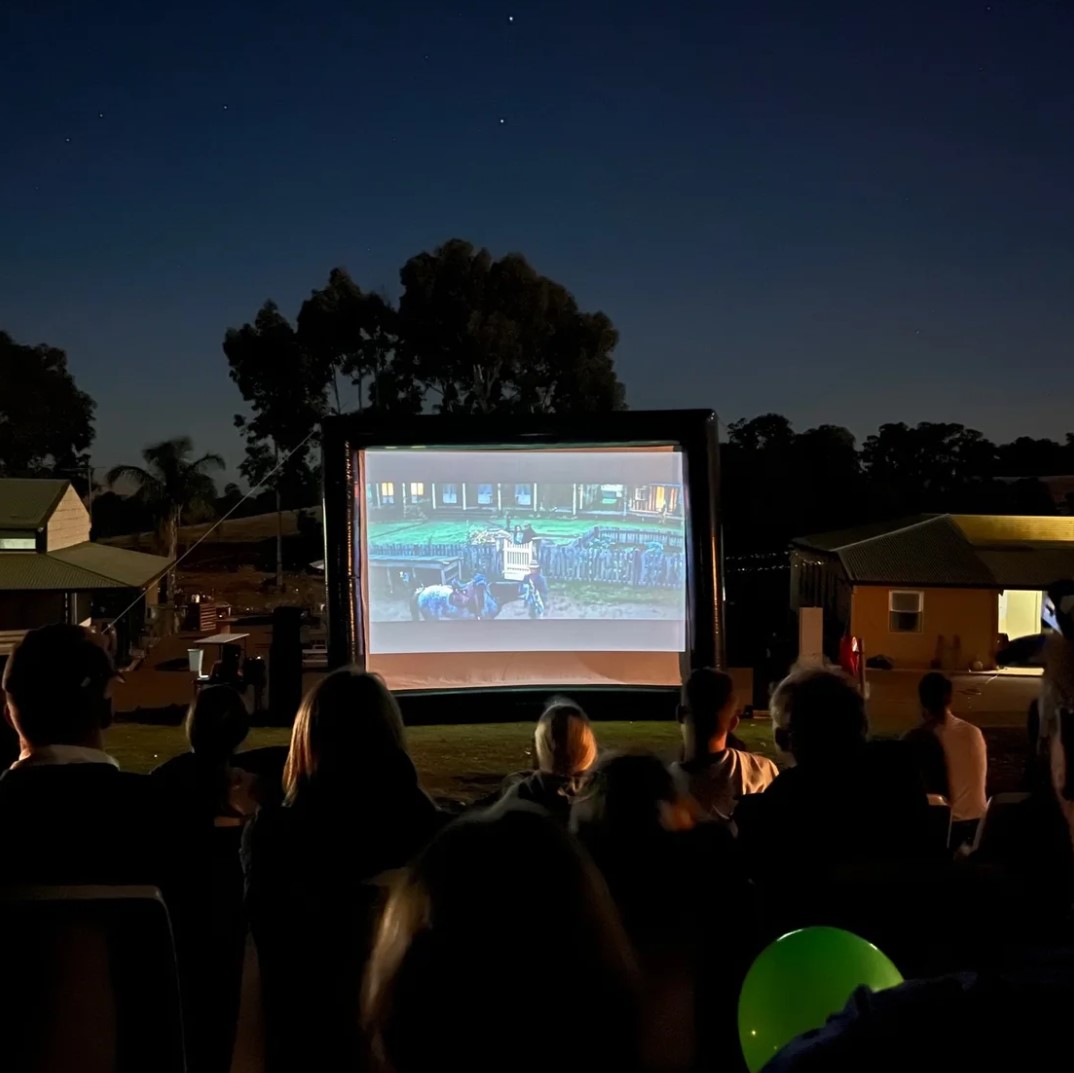 Mornington-Adventure-Camp-Outdoor-Cinema.jpg