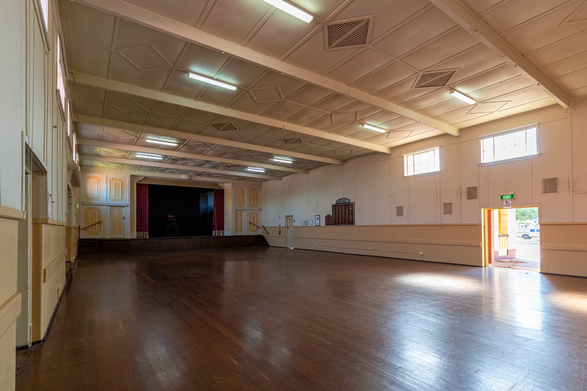 Internal image of the Brunswick Memorial Hall