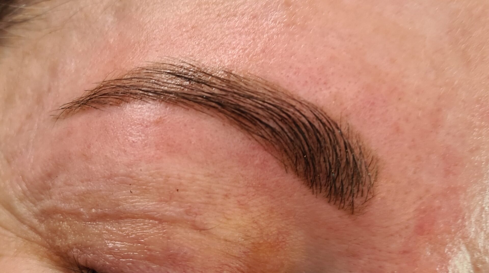 Bespoke Skin & Beauty - Eyebrow Wax