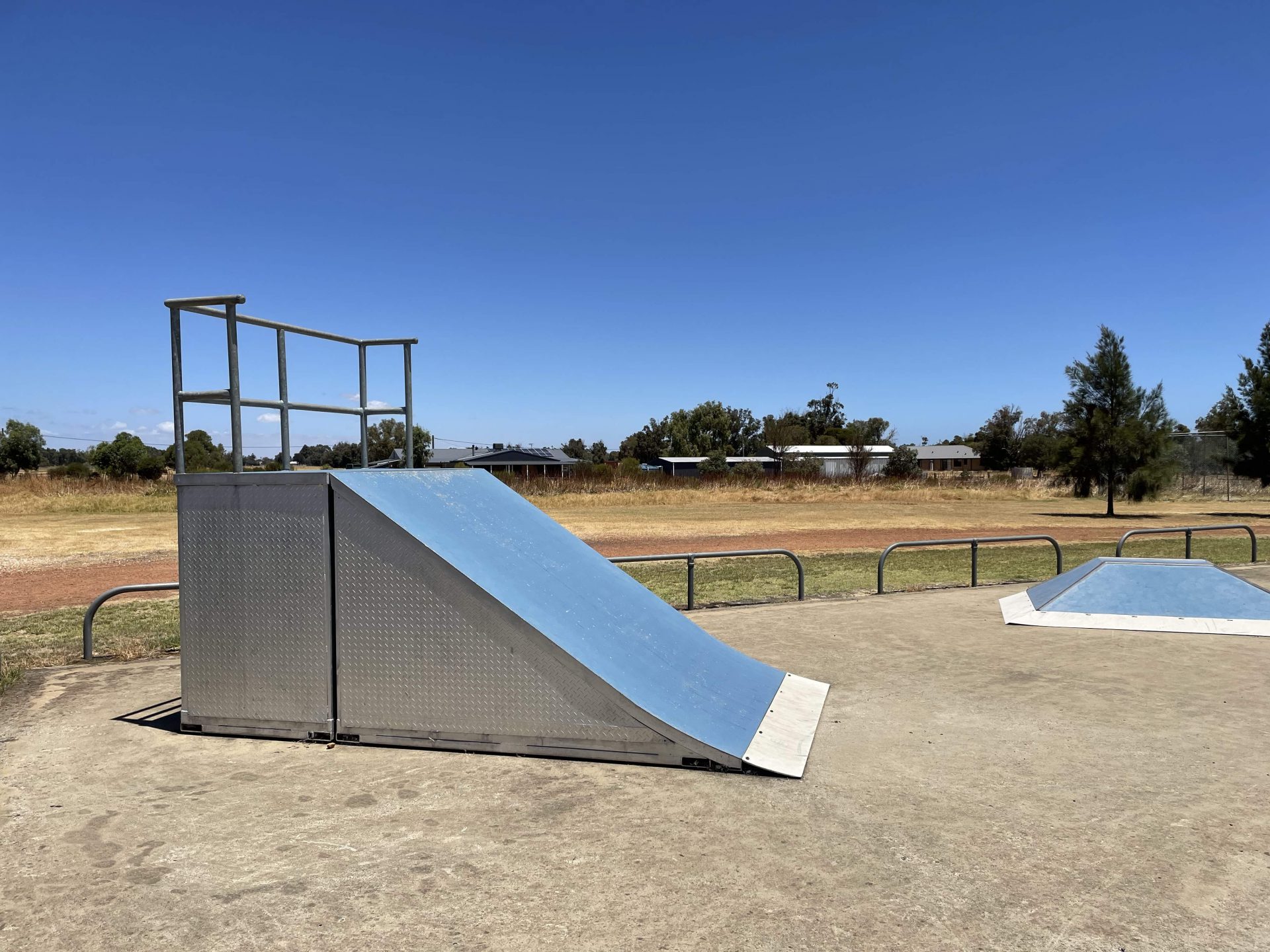 Yarloop-Skate-Park-2-1920x1440.jpg