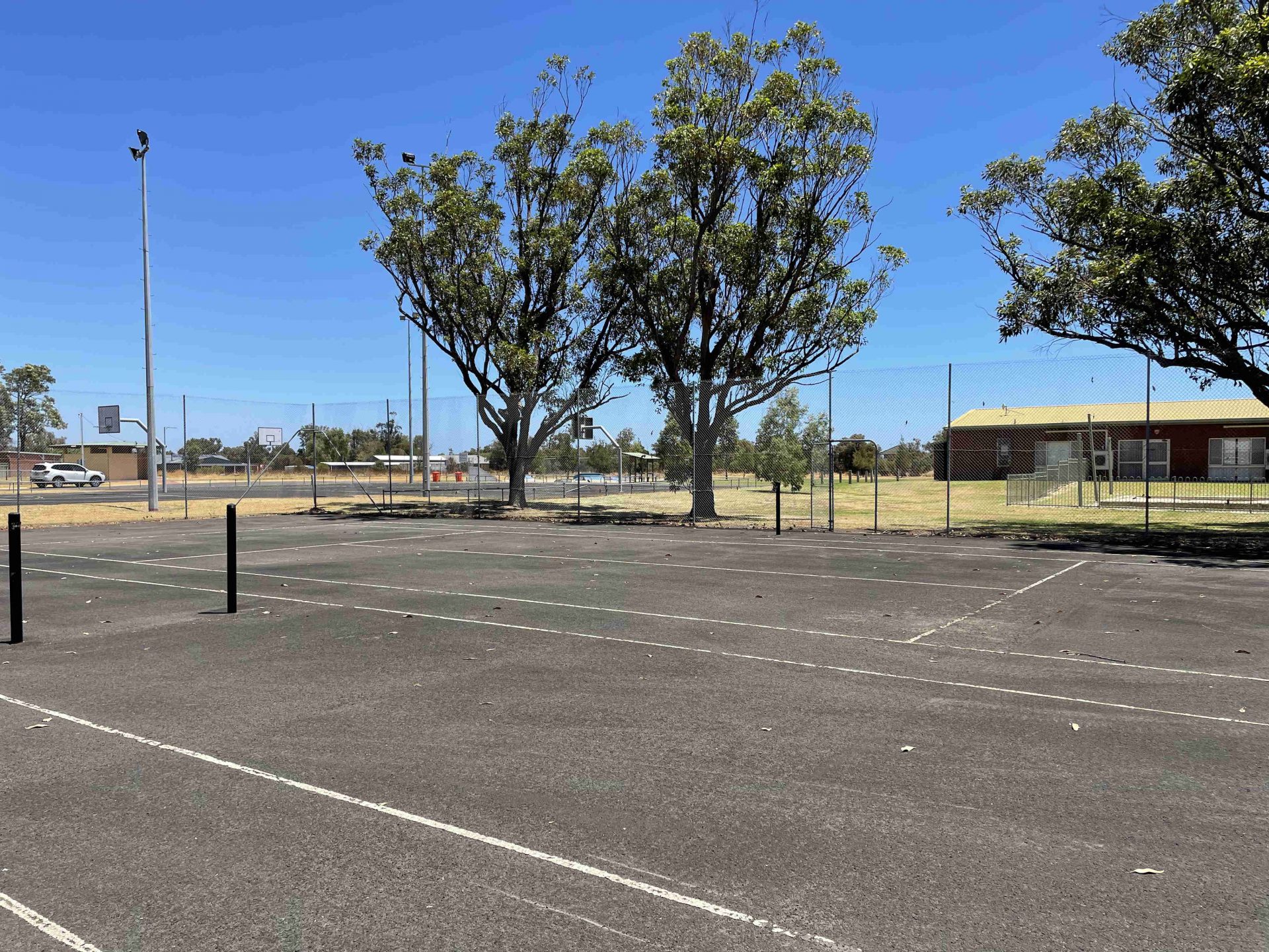 Yarloop-Tennis-Courts-LR-1920x1440.jpg