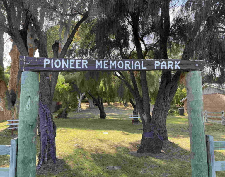 Australind Pioneer Memorial Park Entrance