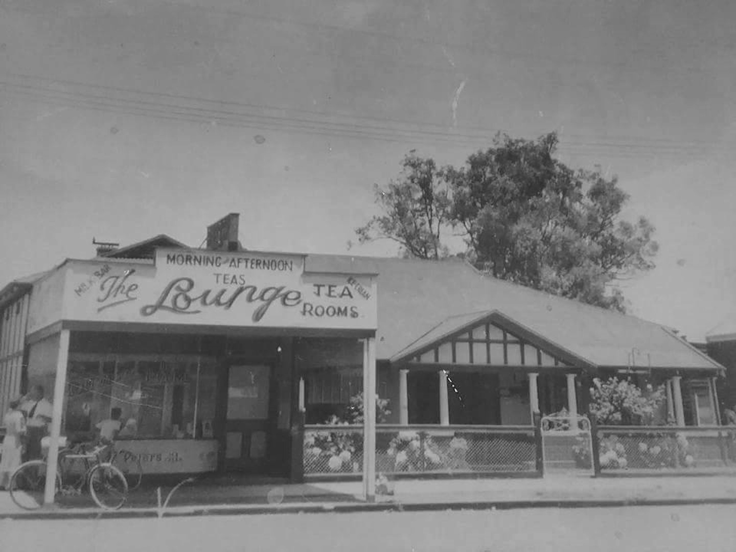 Cafe-Uduc-1950s-Credit-Tony-Kruckenberg.jpg