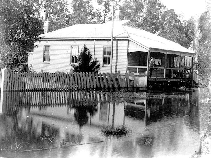 Harvey-Wooden-Cottage-Post-Office-1.png