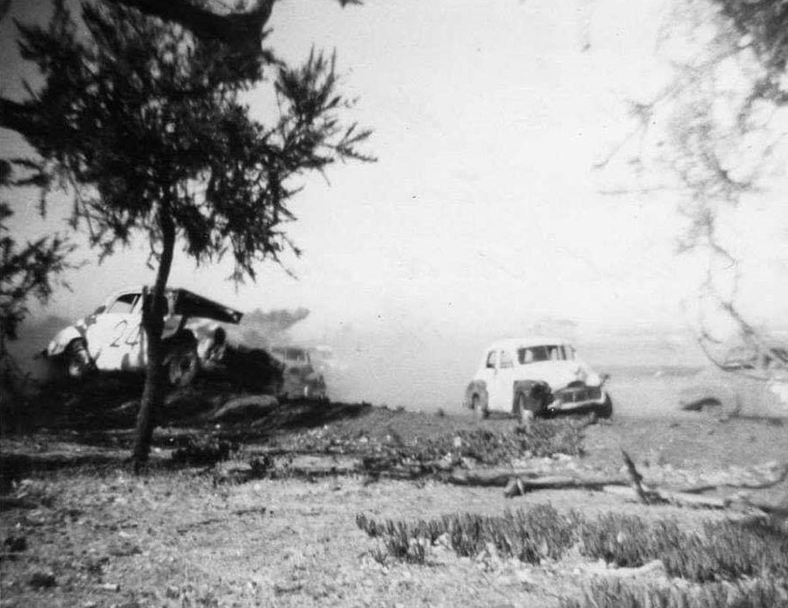 Blciks-raceway-1960s-Credit-James-family-Collection-and-Memories-of-Bunbury.jpg