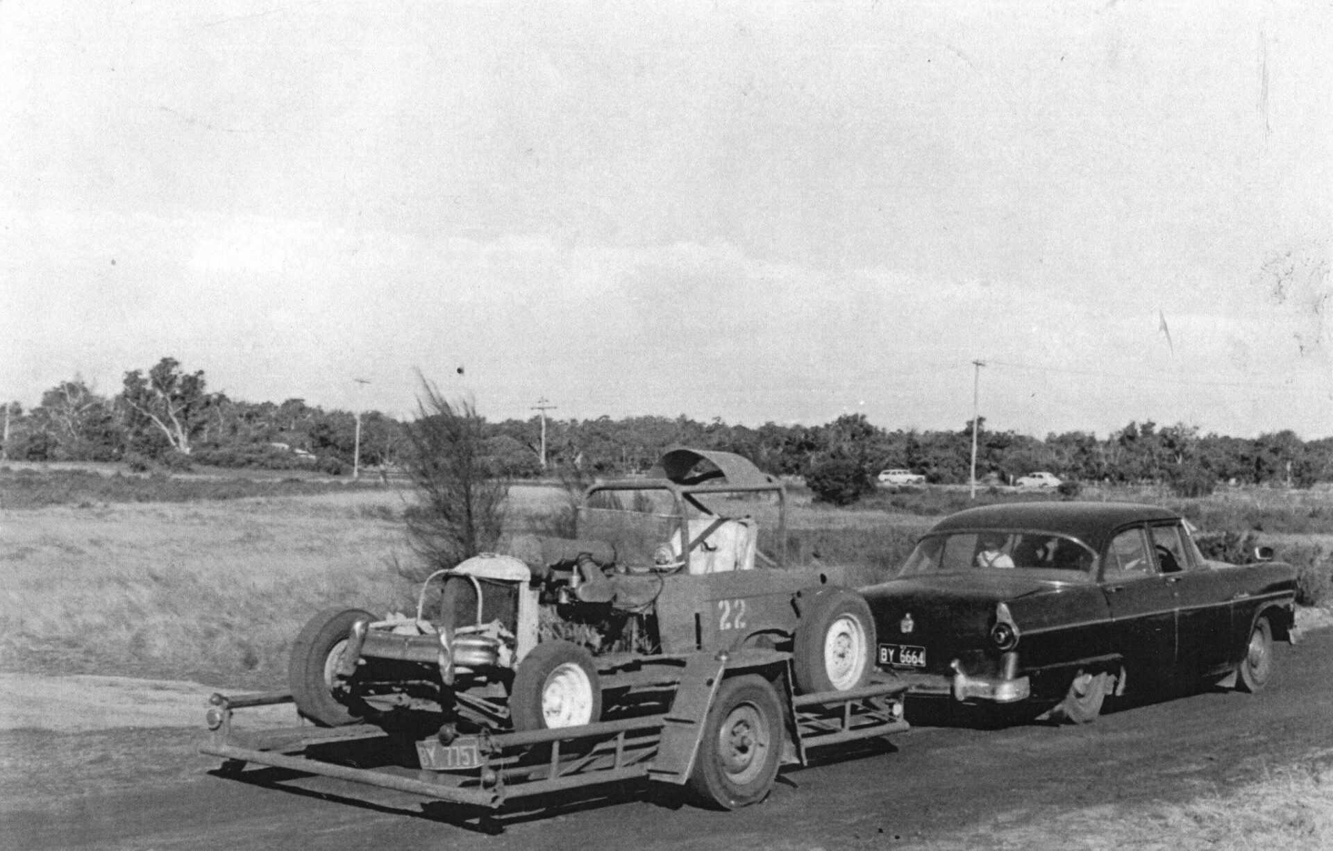 Bunbury-Blicks-raceway-Credit-Speeway-and-road-race-history-LR-1920x1226.jpg