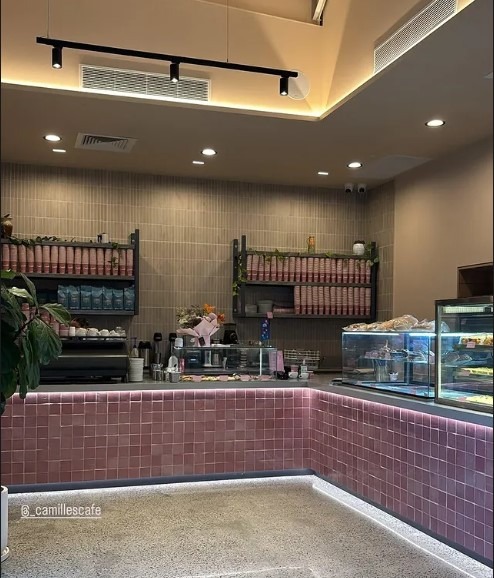 Camilles-Cafe-internal.jpg