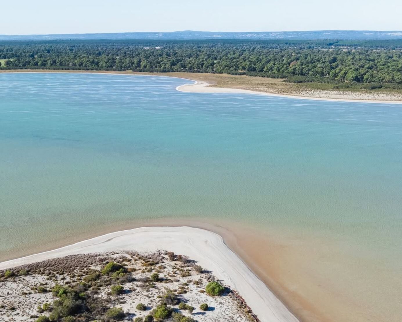 Lakes-Preston-Yalgorup-National-Park-Credit-Tourist_thebus-e1750043935666.jpg