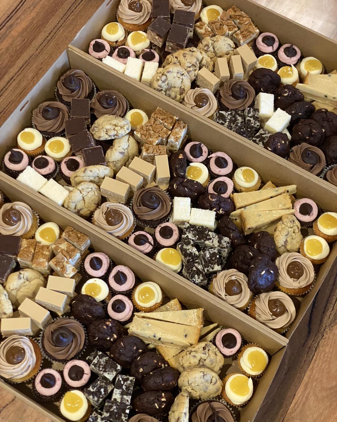The-CupCakery-South-West-dessert-boxes.jpg