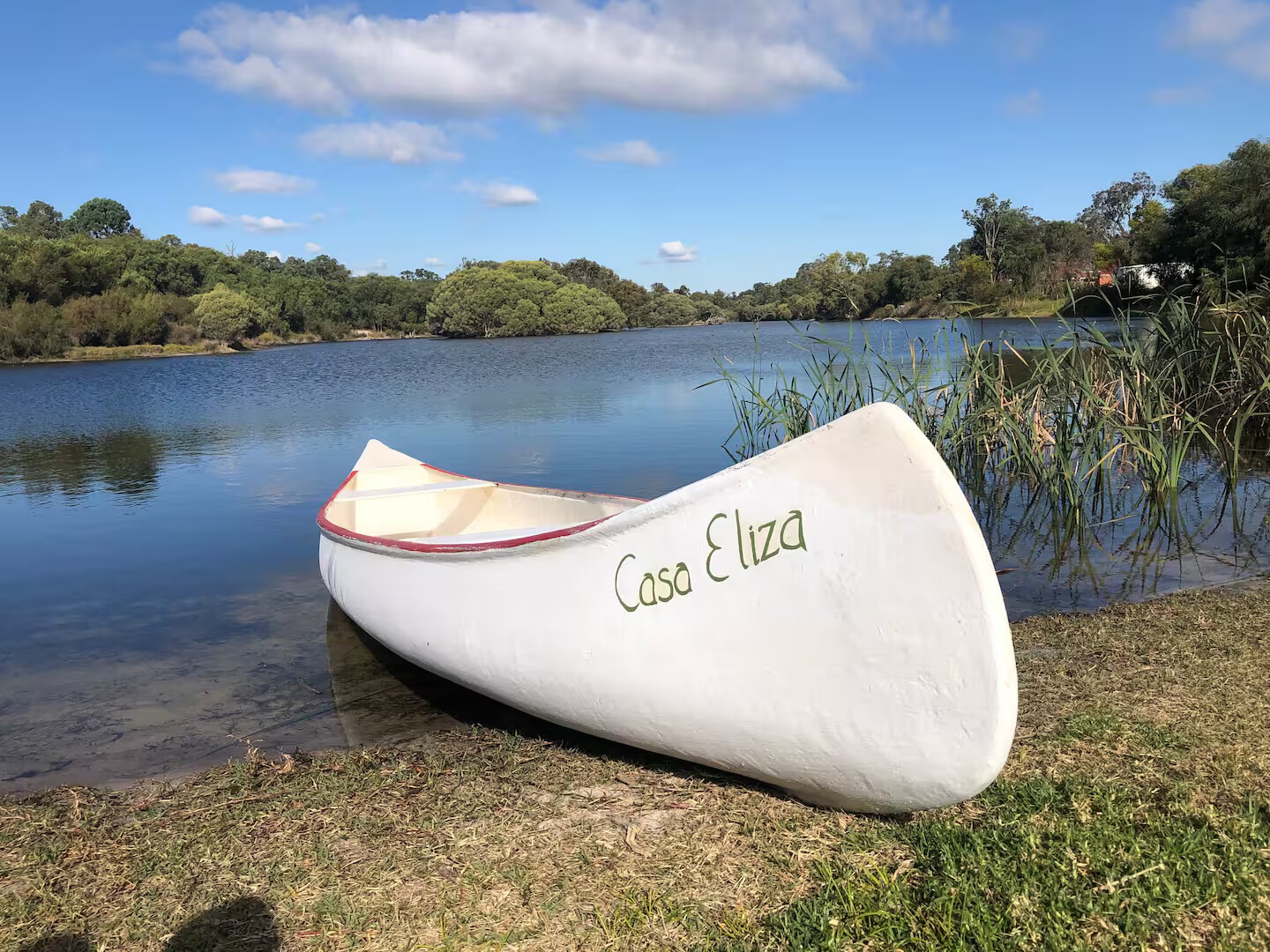 Casa-Eliza-Canoe_converted.jpg