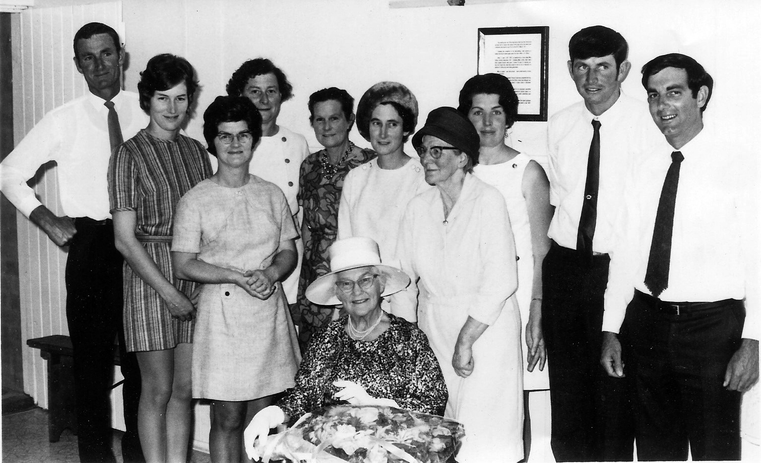 Clifton-School-Reunion-Former-students-and-teacher-Miss-Emily-Clifton-1969-Credit-Harvey-History-Online.jpg
