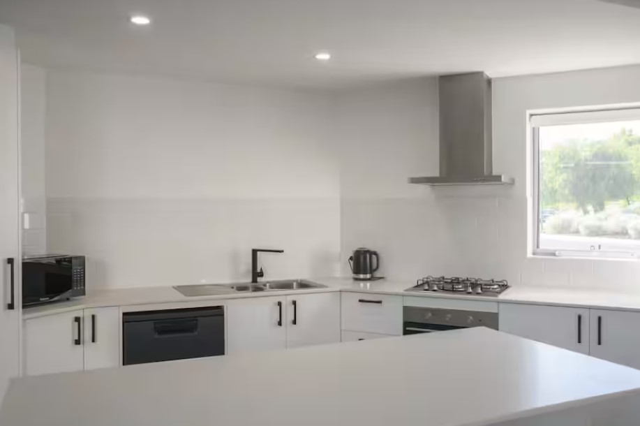 29B-Retreat-Australind-Kitchen.jpg
