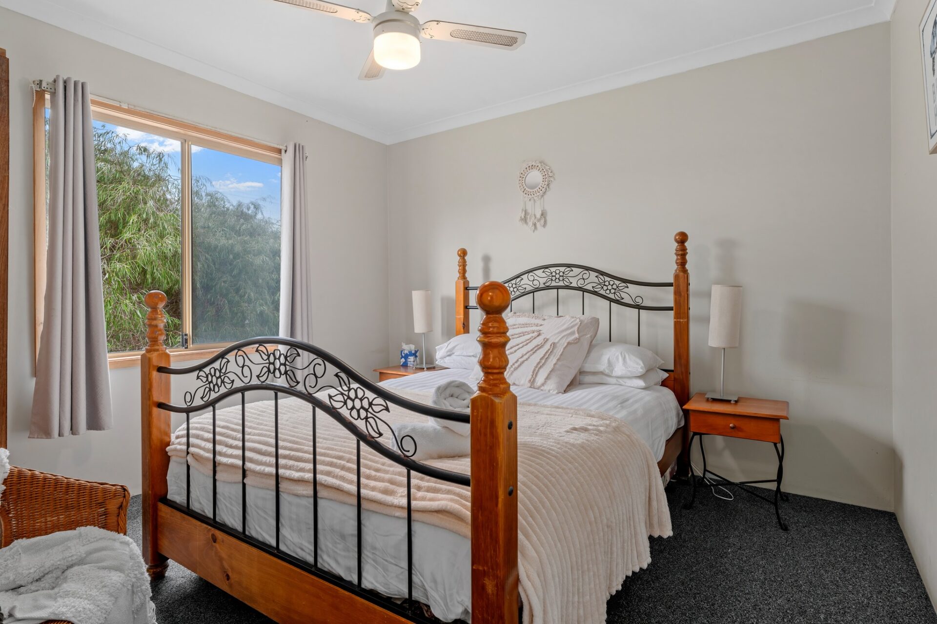 300-Steps-Binningup-Second-Upstairs-Bedroom-1920x1280.jpg