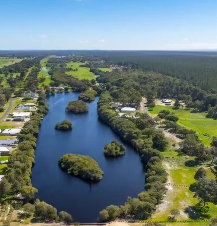 Lakeside Holiday Home Myalup