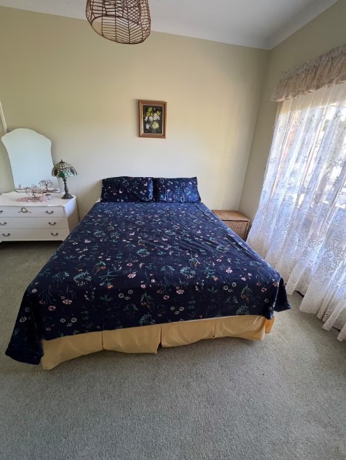 Myra-Downs-Bedroom-2.jpg