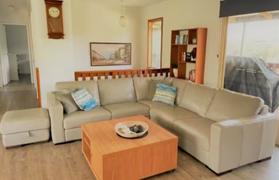 Weaver-House-living.jpg