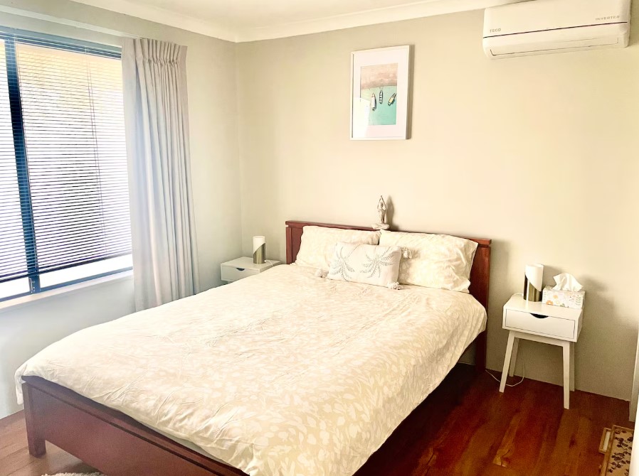 Binningup-Beach-Bush-Retreat-Bedroom-2.jpg