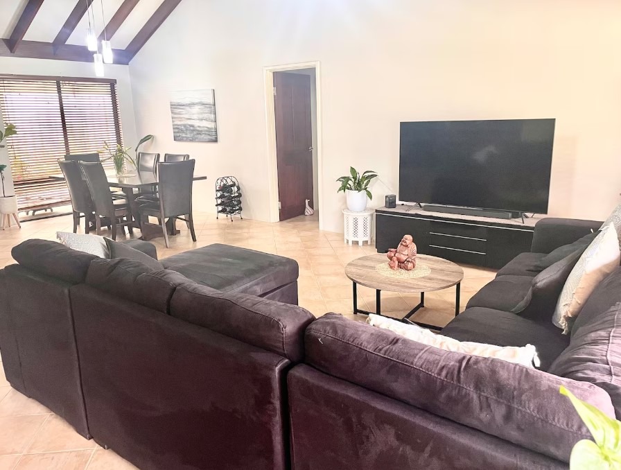 Binningup-Beach-Bush-Retreat-living-room-.jpg