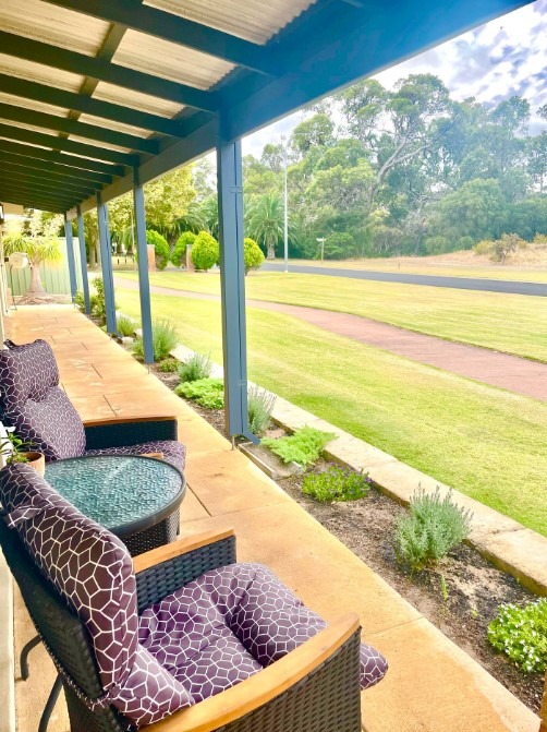 Binningup-Beach-Bush-Retreat-verandah.jpg