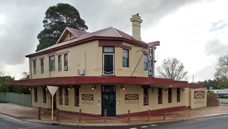 Jack Irish – live entertainment at the Brunswick Tavern